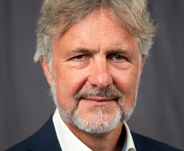 Porträt von Dr. Frank Mentrup