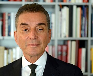 Prof. Michel Friedman