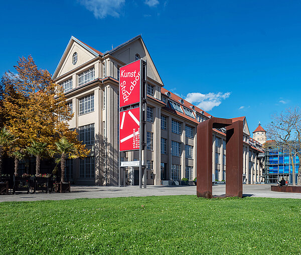 ©ARTIS-Uli Deck// 23.10.2021 Städtische Galerie Karlsruhe, Aussenaufnahme