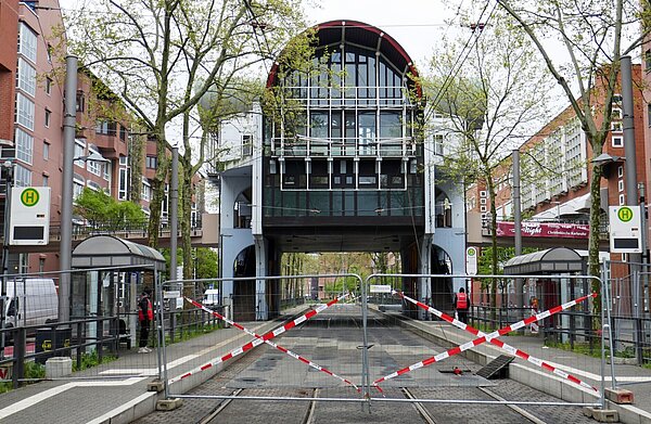 Sanierung des Brückenhauses über der Fritz-Erler-Straße