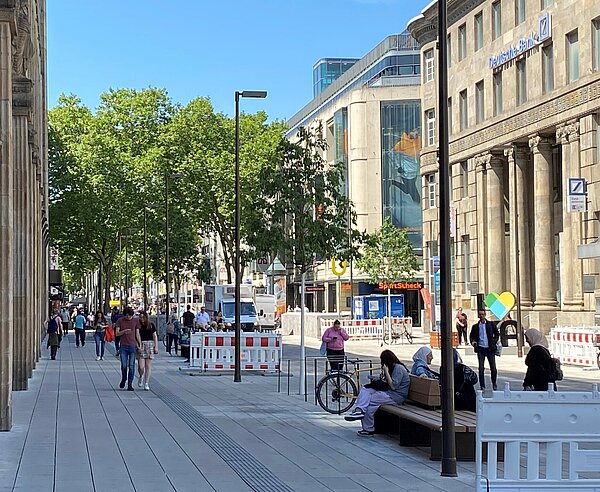 Erstmals seit Corona haben die Fußgängerzählungen in der Innenstadt an einem Samstag wieder die 300.000er-Marke überstiegen.