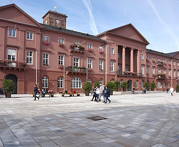 Außenaufnahme Rathaus am Marktplatz