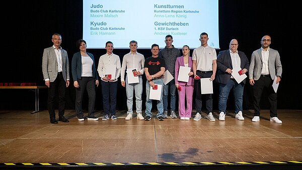 Verleihung der Medaillen für besondere sportliche Leistungen in den Bereichen Boxen (Boxring 46 Knielingen), Judo, Kyudo und Karate (Budo Club Karlsruhe), Kunstturnen (Kunstturn Region Karlsruhe) und Gewichtheben (1. KSV Durlach).