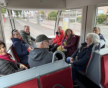 Mit der Tram Linie 1 auf Stadtrundfahrt