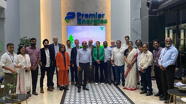 Delegationsbesuch in Hyderabad bei „Premier Energies“.