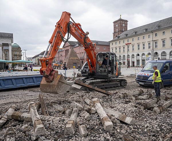 Ausbau der Schienen in der Kaiserstraße