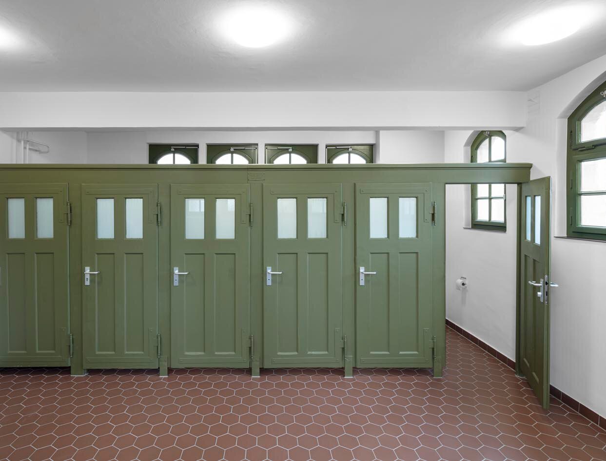 Ansicht WC-Trennwände