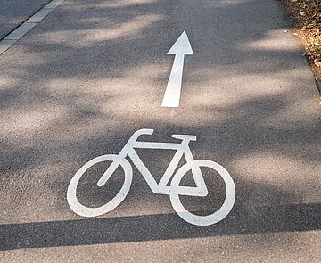 Neu angelegte Radstreifen, wie hier in der Moltkestraße, sorgen fürmehr Sicherheit bei den Radfahrern.