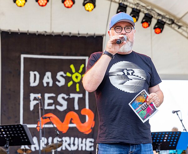 Martin Wacker moderiert bei "Das Fest".