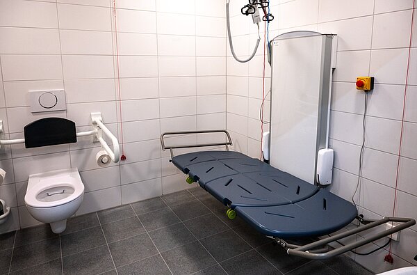 Toilette für alle - neu in der Europahalle, die Nr. 101 im Land.