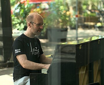 Klavierspiel, Jazzpiano To Go 2023“, „Stadtfest 2023 – Herrenstraße“