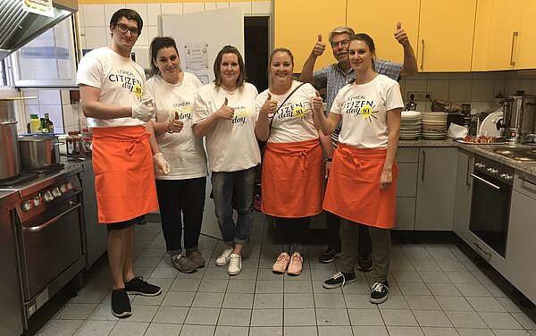 L'Oréal kocht für Obdachlose.