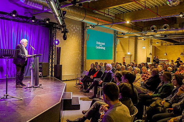 Der Historiker Wolfgang Benz referiert beim Gedenktag für die Opfer des Nationalsozialismus am 27. Januar im Badischen Staatstheater.