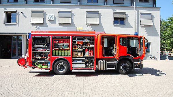 Hilfeleistungslöschfahrzeug 2-46-2