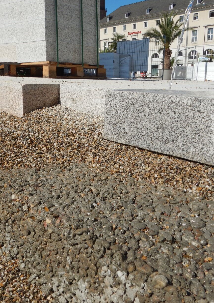 Neugestaltung der Kaiserstraße – Erster Bauabschnitt – Herstellung der Drainbetontragschicht