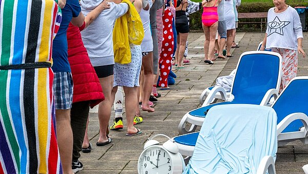 Das Sonnenbad ist mit einer Eröffnungsparty in die Saison gestartet.