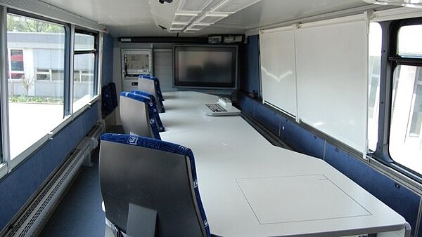 ELW Feuerwehr Karlsruhe