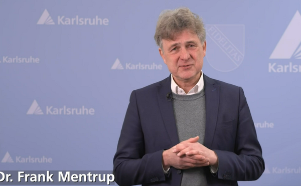 Das Bild zeigt den Karlsruher Oberbürgermeister Dr. Frank Mentrup
