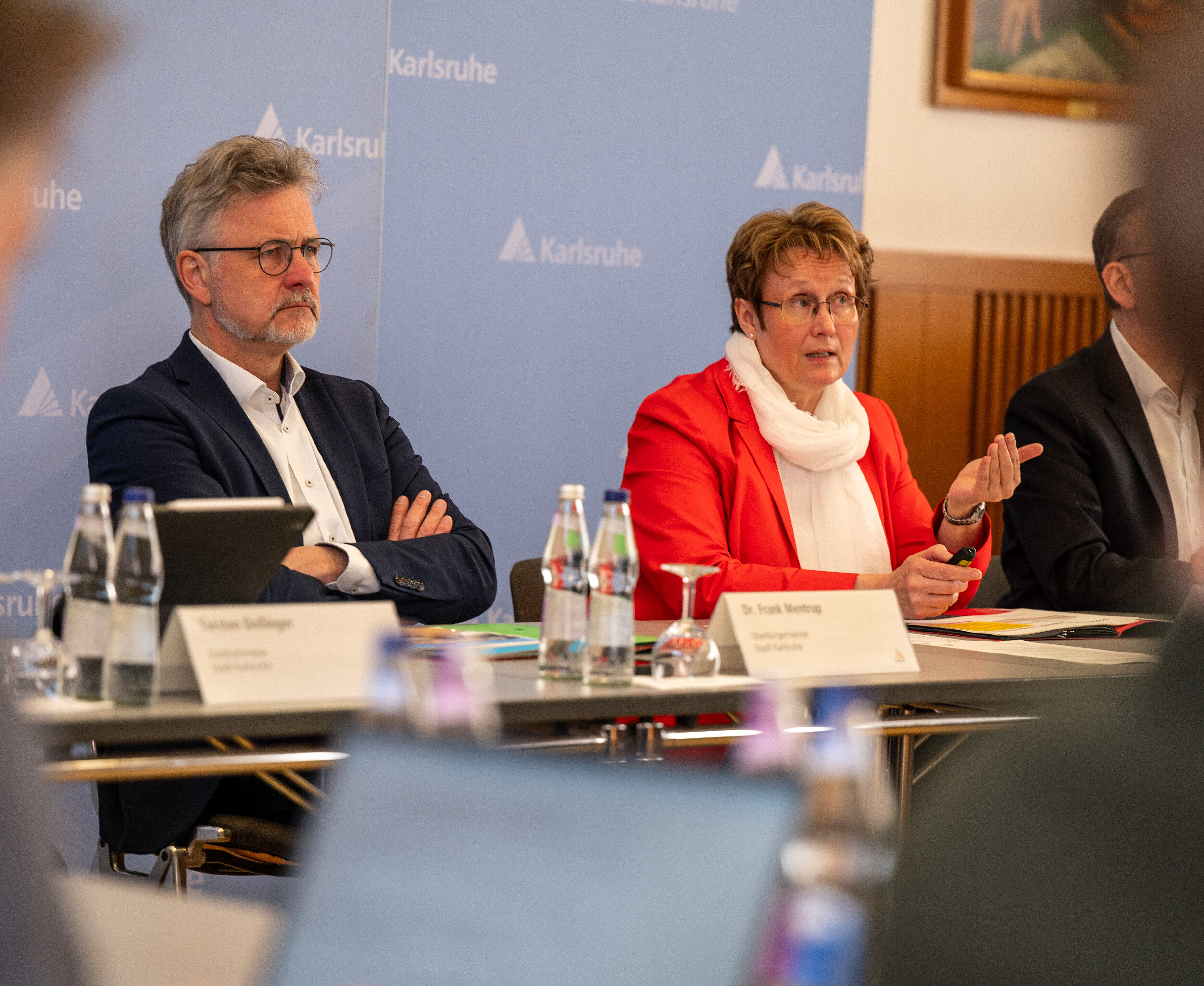 Oberbürgermeister Dr. Frank Mentrup (l.) und Finanzbürgermeisterin Gabriele Luczak-Schwarz.
