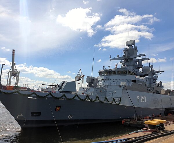 Taufe des neuen Marineschiff Korvette "Karlsruhe"