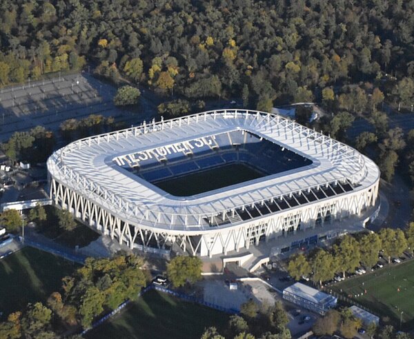 Fußballstadion im Wildpark