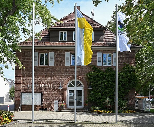 Außenansicht des Stupfericher Rathauses