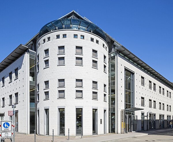 Die Stadtbibliothek im Neuen Ständehaus
