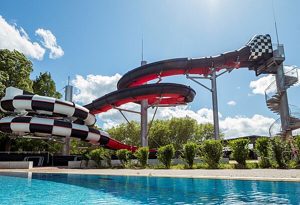 RedBlaXX-Rutsche im Turmbergbad
