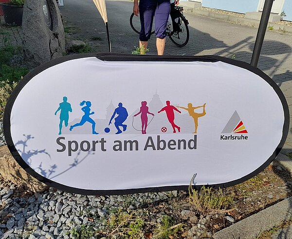 Zahlreiche Sportangebote auf den Grünflächen der Stadt Karlsruhe laden im Mai und Juni wieder zu mehr Bewegung ein. 