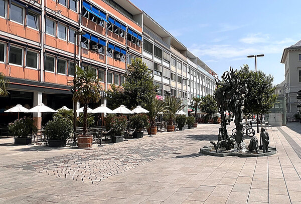 Foto der Kaiserstraße im Bereich des Lammbrunnens im Juli 2026