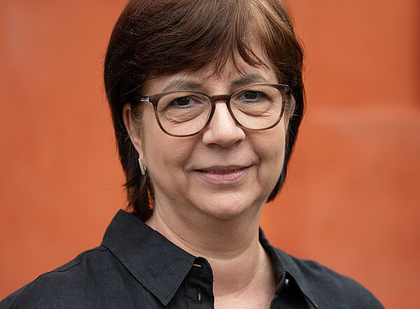 Porträtbild Anette Zimmermann
