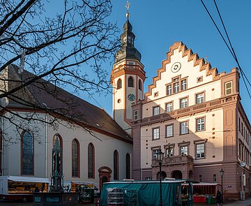 Außenansicht des Durlacher Rathauses