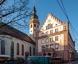 Außenansicht des Durlacher Rathauses