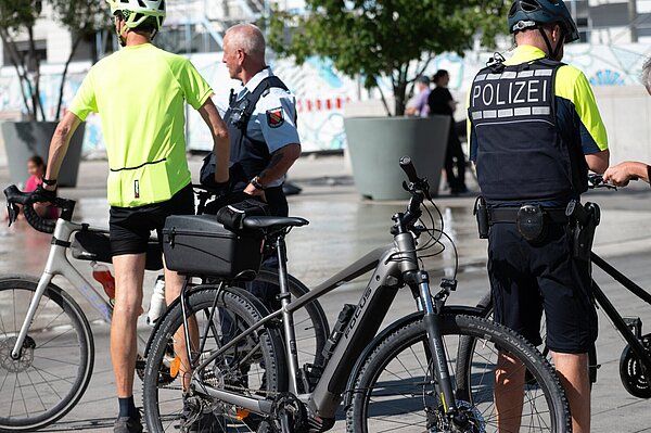 Schwerpunktkontrolle zur Überwachung der Fahrverbote in der Fußgängerzone Kaiserstraße und Marktplatz am 29.07.2026