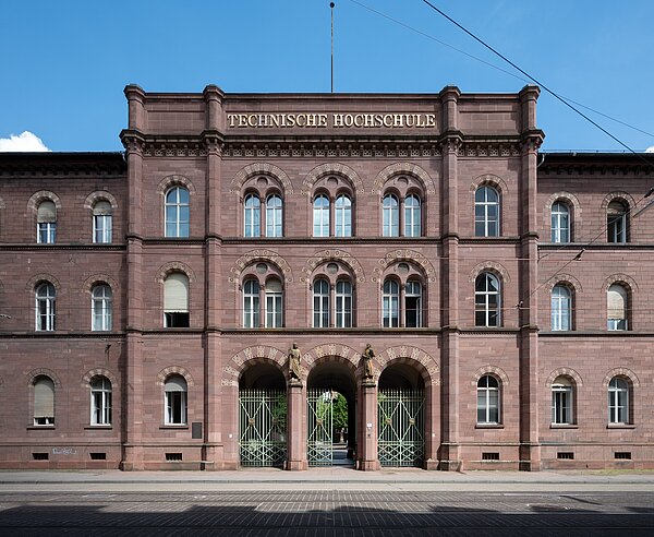 Hauptgebäude des KIT an der Kaiserstraße