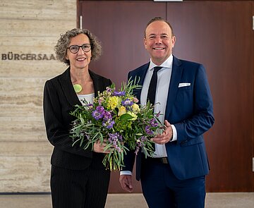 Begrüßung von Frau Heike Dederer, Neue Amtsleiterin StPla beim Willkommenstermin durch BM Daniel Fluhrer