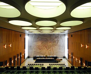 Der leere Bürgersaal im Rathaus Karlsruhe