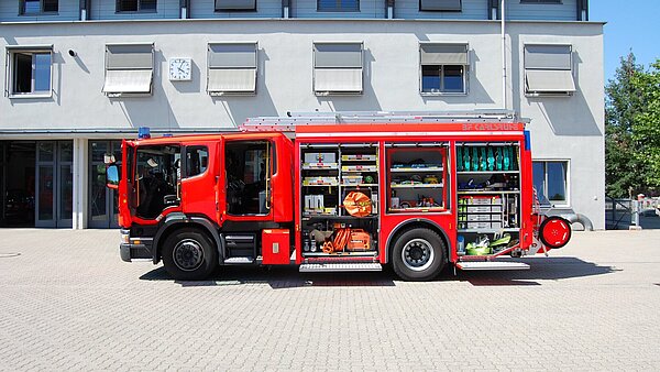 Hilfeleistungslöschfahrzeug 2-46-2