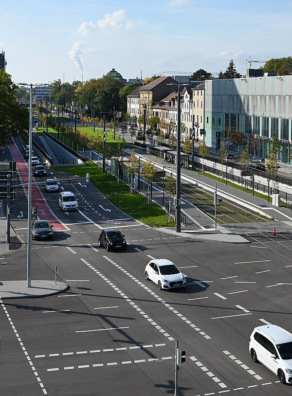 Blick auf den Keuzungsbereich Kriegsstraße und Ettlinger Straße