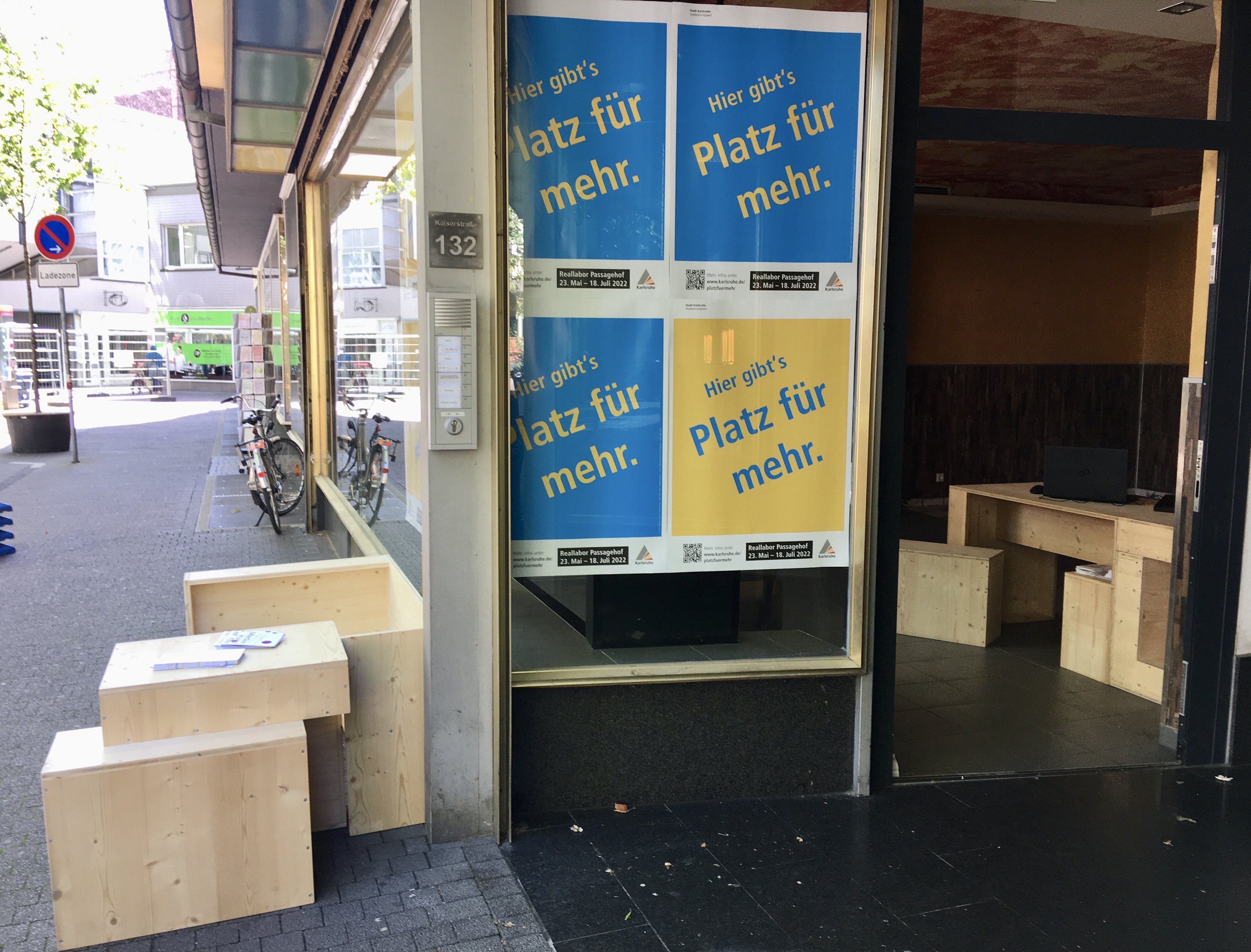 Reallabor Büro Innen- und Außenansicht