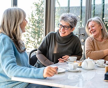 TREFF: Begegnungscafé "Frauenleben damals & heute“