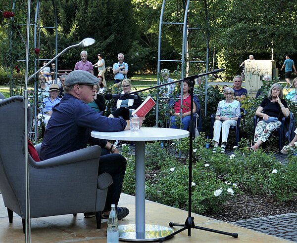 Mathias Tröndle liest beim Durlacher Lesesommer 2023