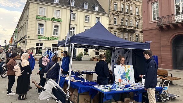 Info- und Mitmachstand des EUROPE DIRECT Karlsruhe