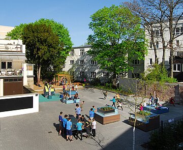 Fichtegymnasium Pausenhof Tageseinrichtung