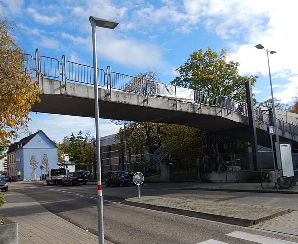 Fußgängerbrücke Augustenburgstraße