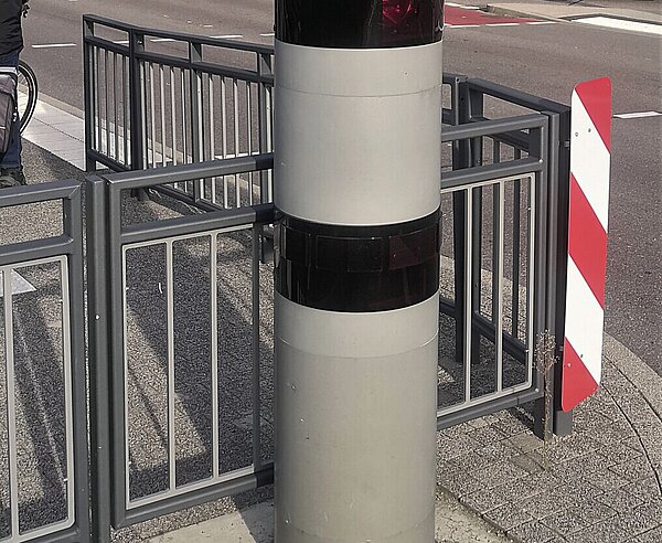 Für zwei der drei stationären Geschwindigkeitsanlagen steht jetzt der Wiederaufbau an.