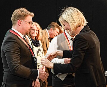 Bei der Sportehrung 2026 wurden Sportlerinnen und Sportler für ihre herausragenden Leistungen gewürdigt.