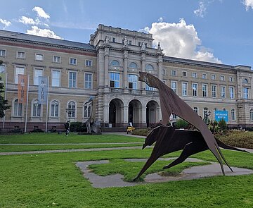 Staatliches Museum für Naturkunde, Außenansicht
