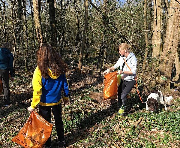Müllsammellaktion im Elfmorgenbruch