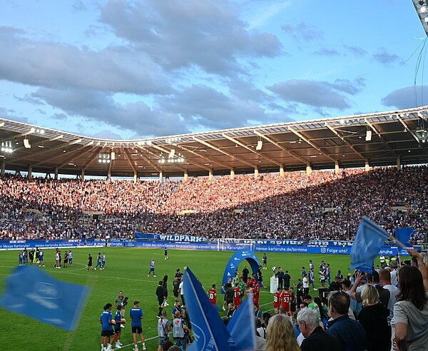 Eröffnungsspiel im BBBank Wildpark